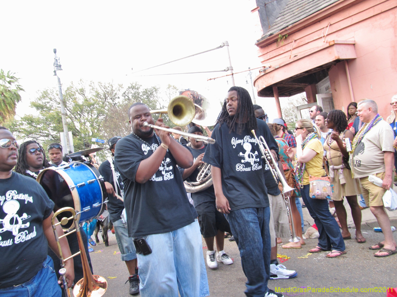 Mystic-Krewe-of-Barkus-HC-2011-0380