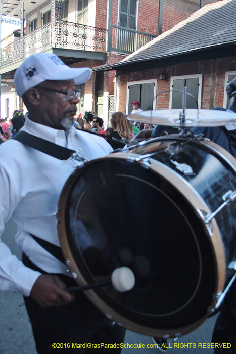 2016-Mystic-Krewe-of-Barkus-004860