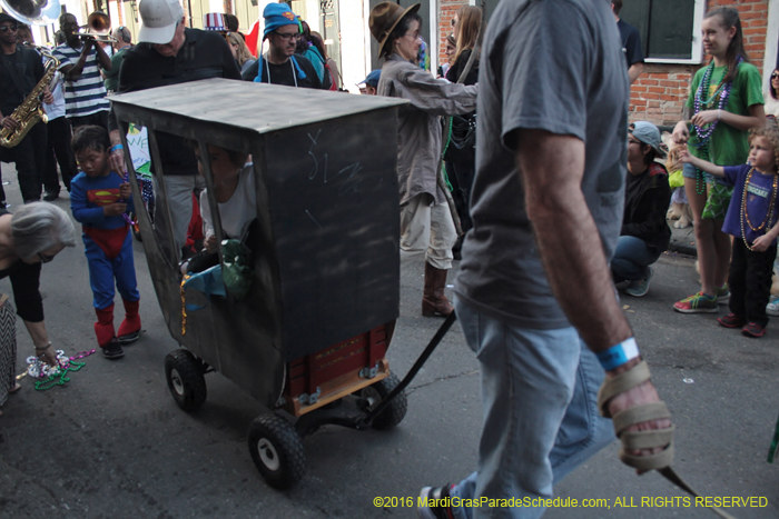 2016-Mystic-Krewe-of-Barkus-005106