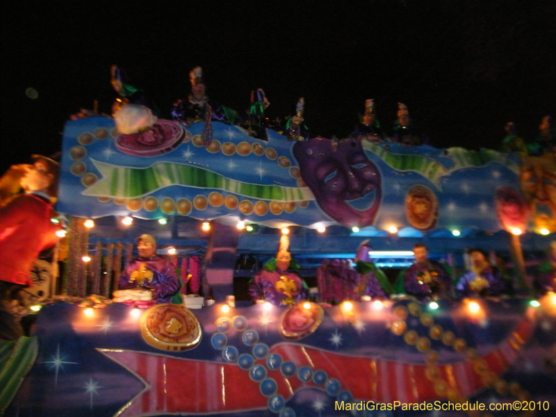 Krewe-of-Caesar-2010-Metairie-Mardi-Gras-8005