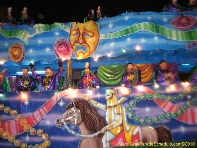 Krewe-of-Caesar-2010-Metairie-Mardi-Gras-8006