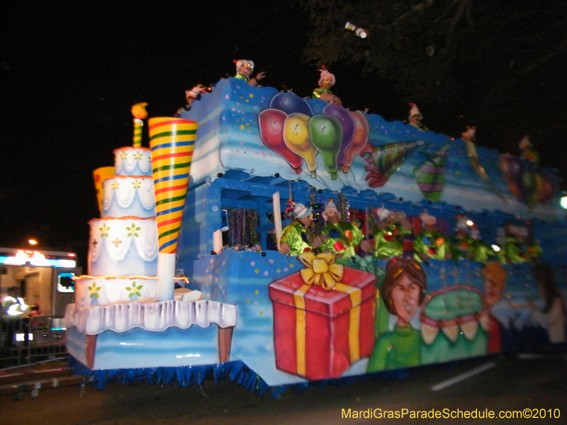 Krewe-of-Caesar-2010-Metairie-Mardi-Gras-8025