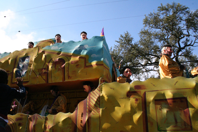 2008-Krewe-of-Carrollton-Mardi-Gras-2008-New-Orleans-0097