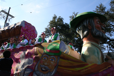 2008-Krewe-of-Carrollton-Mardi-Gras-2008-New-Orleans-0216