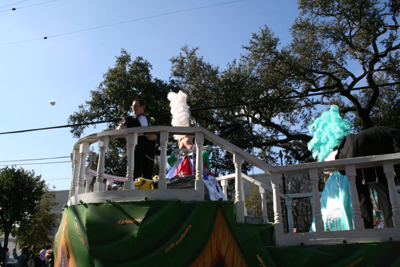 2008-Krewe-of-Carrollton-Mardi-Gras-2008-New-Orleans-0251