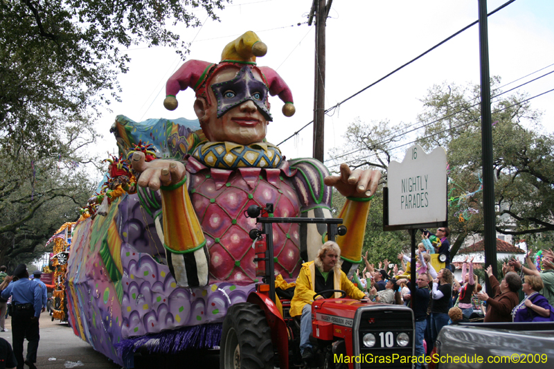 Krewe-of-Carrollton-2009-Mardi-Gras-New-Orleans-Louisiana-0180