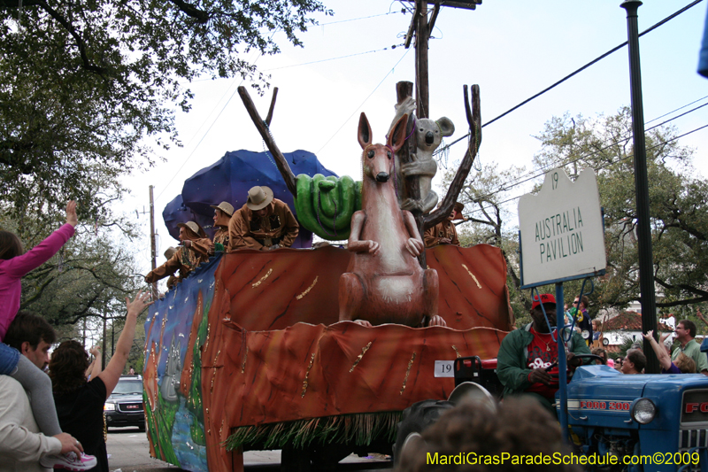 Krewe-of-Carrollton-2009-Mardi-Gras-New-Orleans-Louisiana-0201