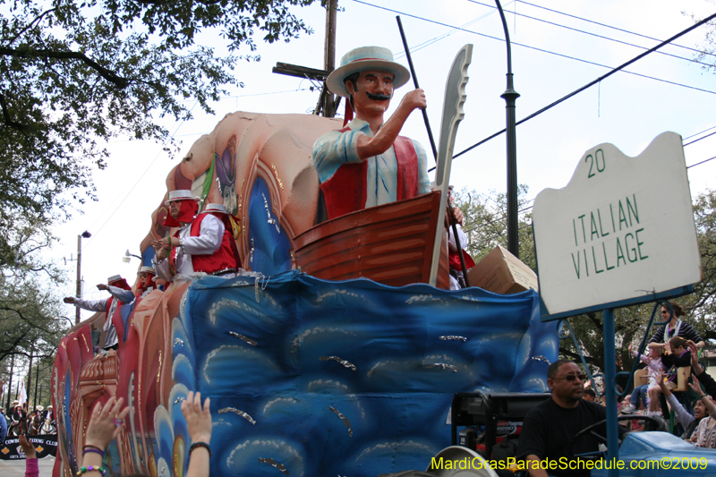 Krewe-of-Carrollton-2009-Mardi-Gras-New-Orleans-Louisiana-0205