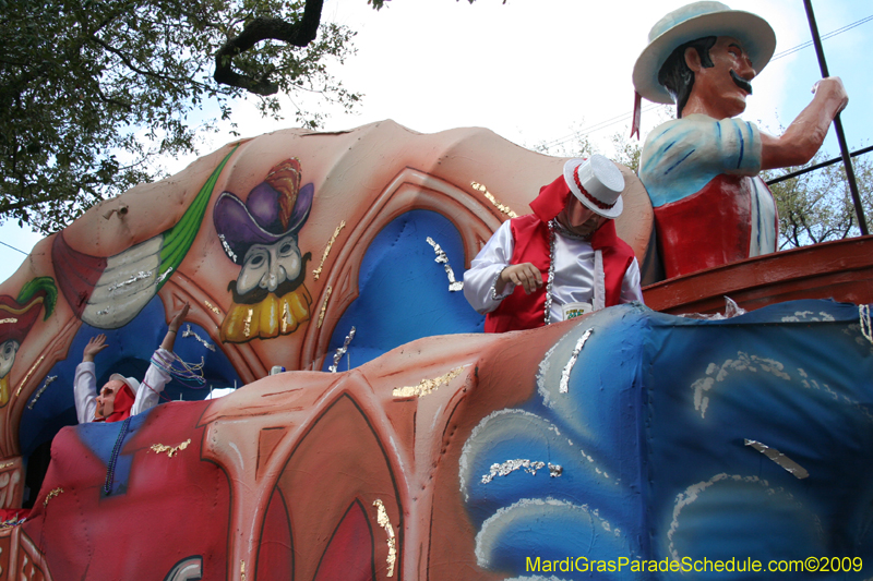 Krewe-of-Carrollton-2009-Mardi-Gras-New-Orleans-Louisiana-0206