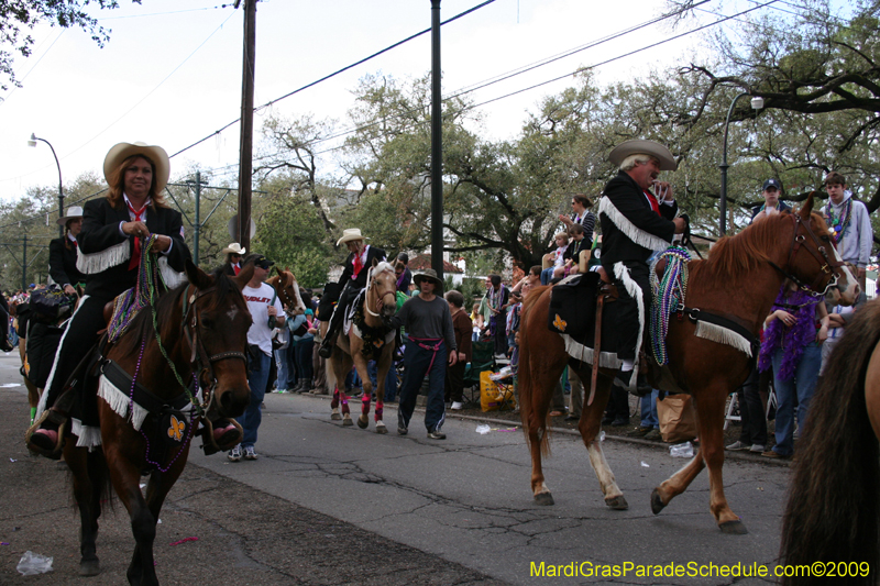 Krewe-of-Carrollton-2009-Mardi-Gras-New-Orleans-Louisiana-0211