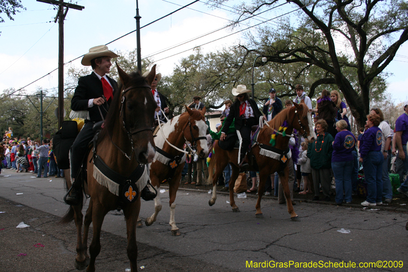 Krewe-of-Carrollton-2009-Mardi-Gras-New-Orleans-Louisiana-0212