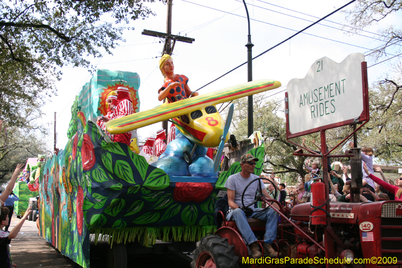 Krewe-of-Carrollton-2009-Mardi-Gras-New-Orleans-Louisiana-0217