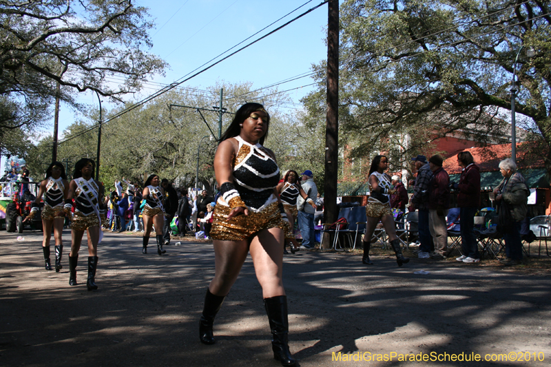 Krewe-of-Carrollton-New-Orleans-Mardi-Gras-4540