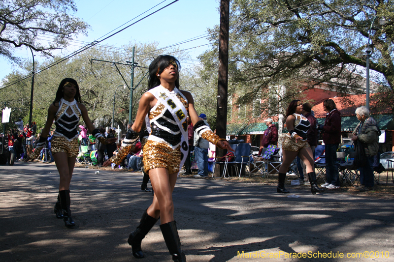 Krewe-of-Carrollton-New-Orleans-Mardi-Gras-4541