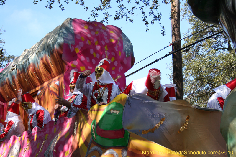 Krewe-of-Carrollton-New-Orleans-Mardi-Gras-4551