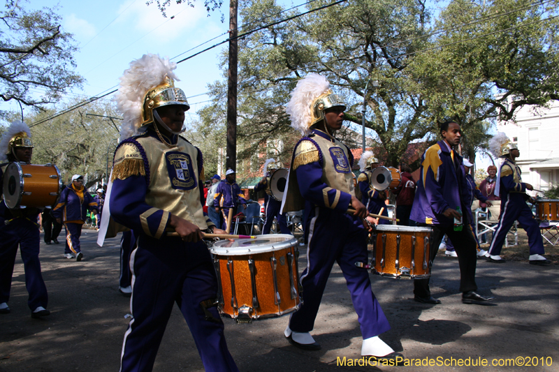 Krewe-of-Carrollton-New-Orleans-Mardi-Gras-4569