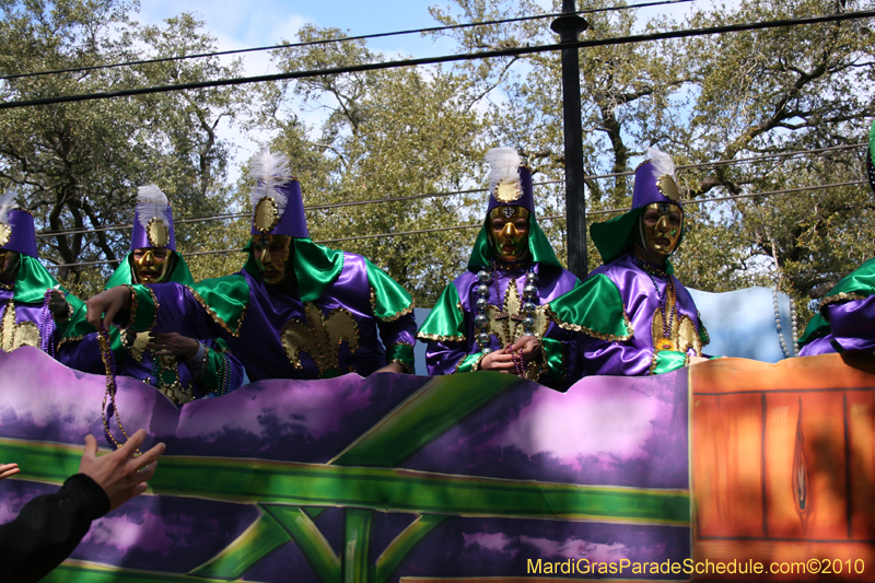 Krewe-of-Carrollton-New-Orleans-Mardi-Gras-4639