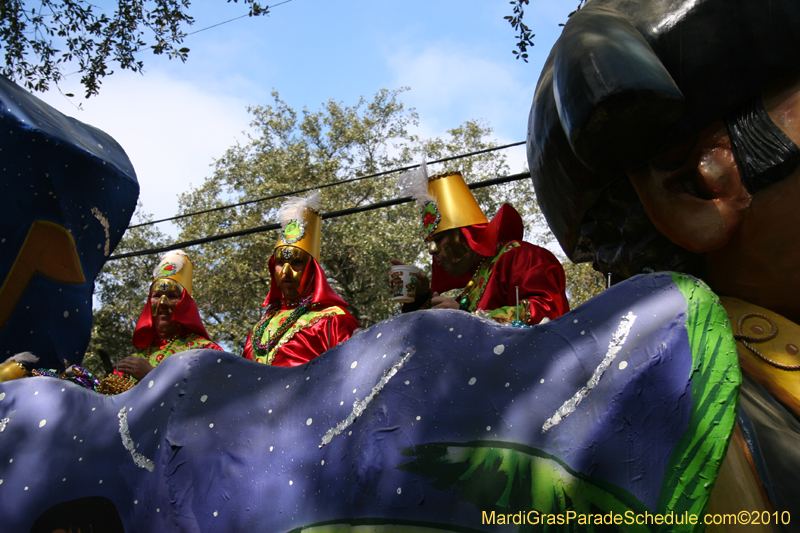 Krewe-of-Carrollton-New-Orleans-Mardi-Gras-4646