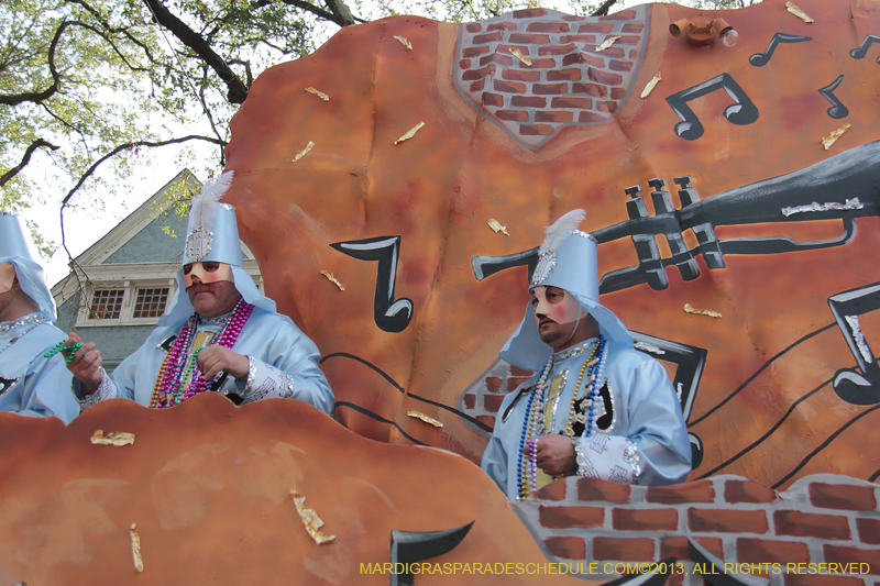 Krewe-of-Carrollton-2013-1255