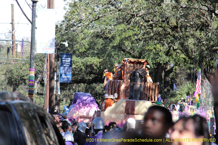 Krewe-of-Carrollton-2019-003208