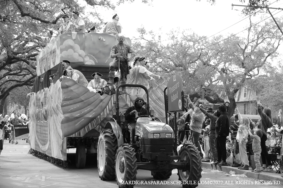 Krewe-of-Carrollton-00109-2022