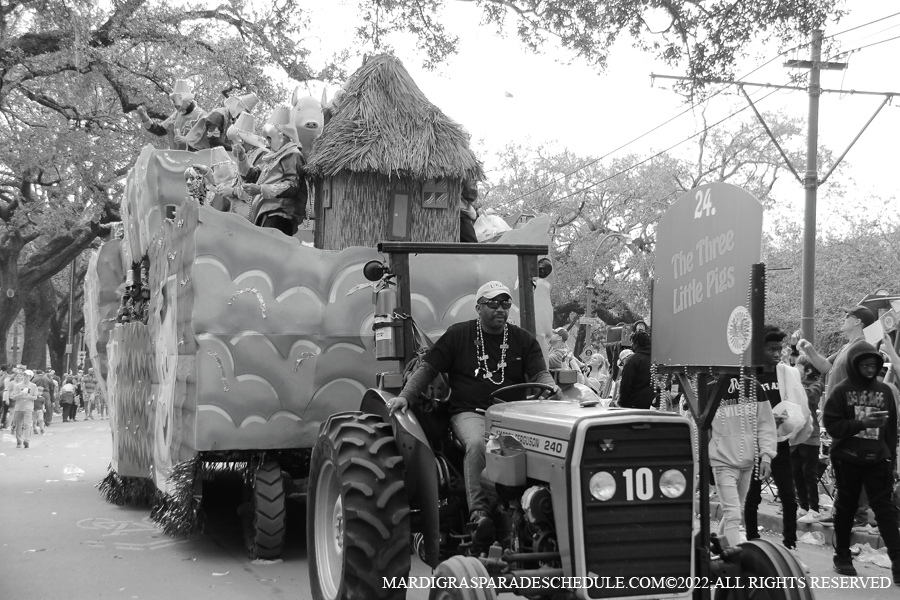 Krewe-of-Carrollton-00213-2022