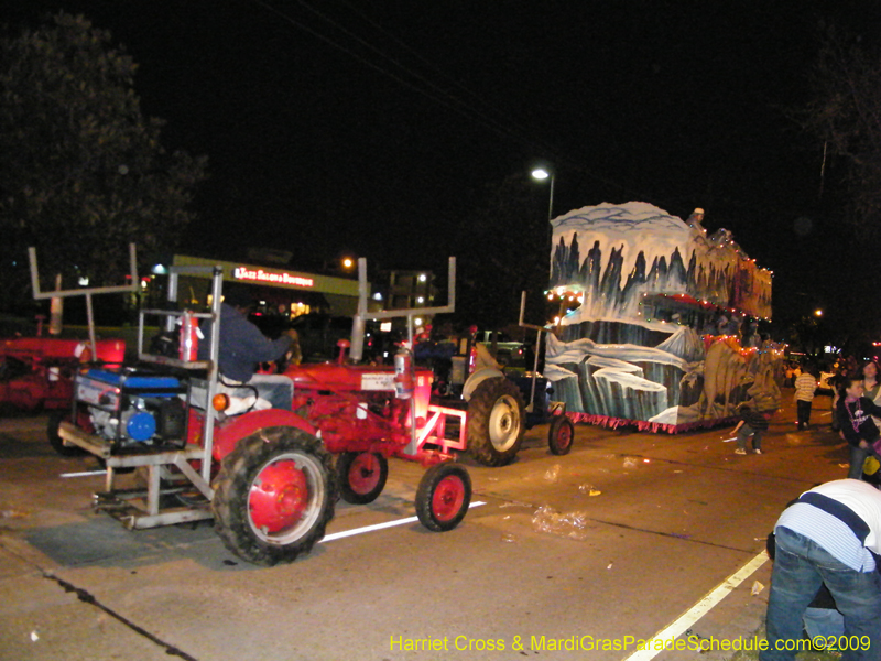 Krewe-of-Centurions-Metairie-2009-Mardi-Gras-Harriet-Cross-8170