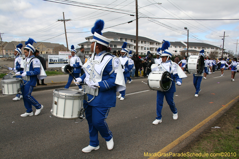 Krewe-of-Choctaw-2010-Mardi-Gras-Westbank-3074