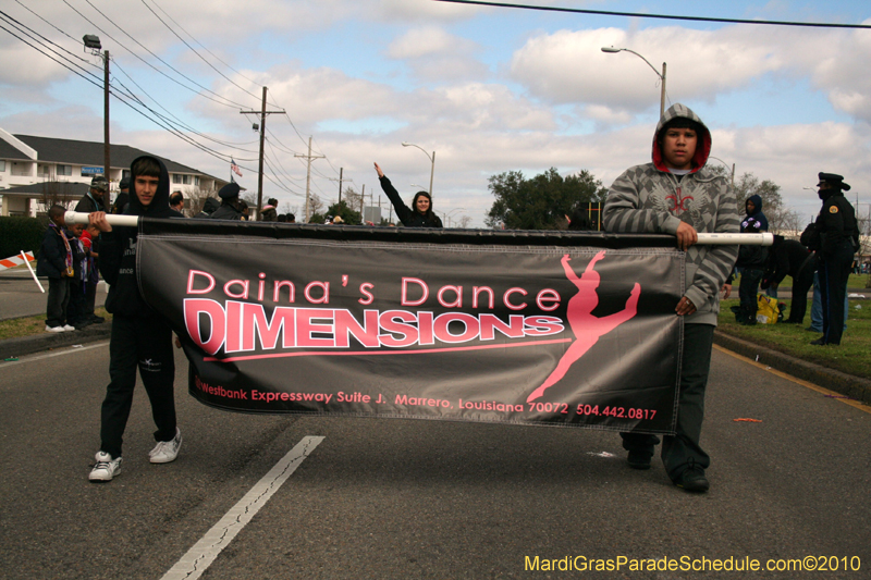 Krewe-of-Choctaw-2010-Mardi-Gras-Westbank-3083