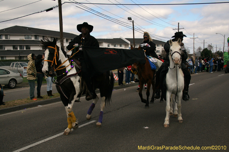 Krewe-of-Choctaw-2010-Mardi-Gras-Westbank-3118