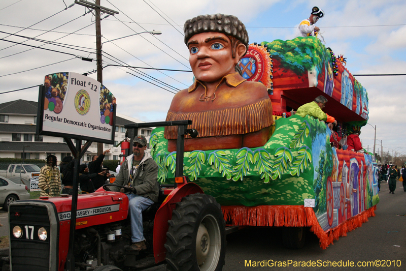 Krewe-of-Choctaw-2010-Mardi-Gras-Westbank-3122