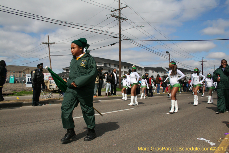 Krewe-of-Choctaw-2010-Mardi-Gras-Westbank-3131