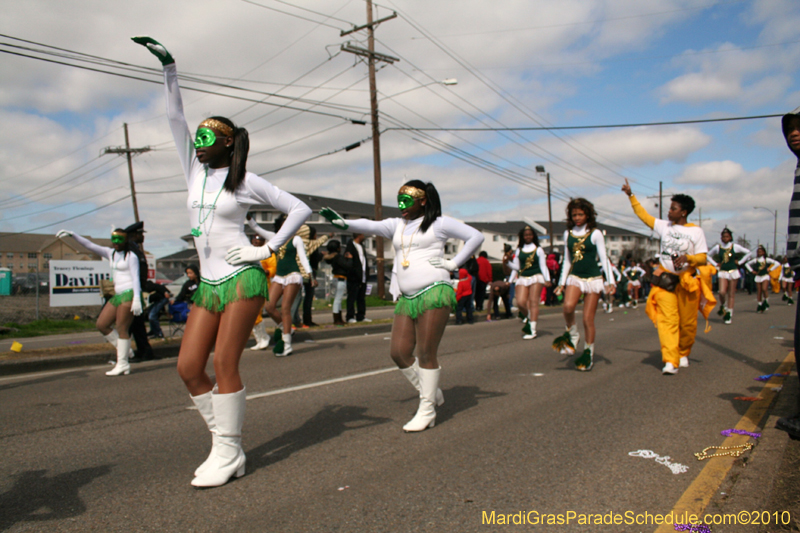 Krewe-of-Choctaw-2010-Mardi-Gras-Westbank-3132