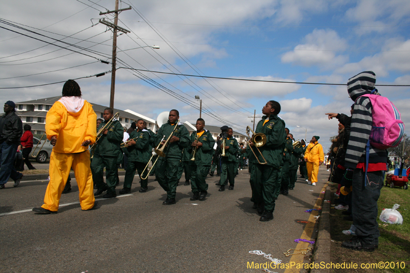 Krewe-of-Choctaw-2010-Mardi-Gras-Westbank-3136