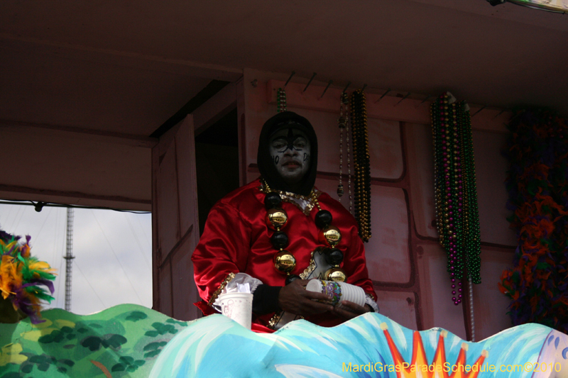 Krewe-of-Choctaw-2010-Mardi-Gras-Westbank-3141