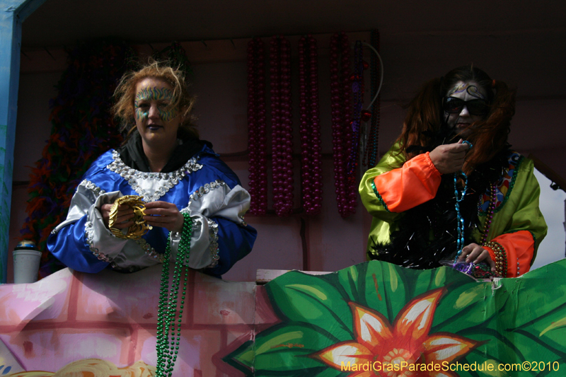 Krewe-of-Choctaw-2010-Mardi-Gras-Westbank-3143