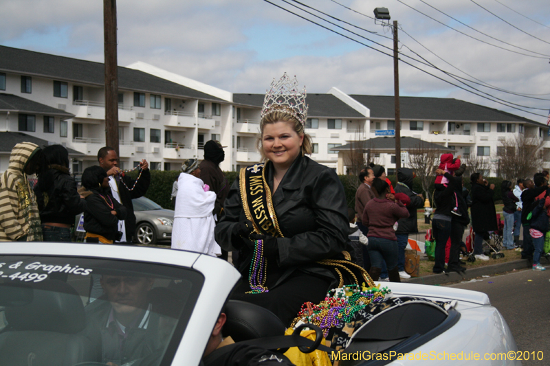 Krewe-of-Choctaw-2010-Mardi-Gras-Westbank-3145