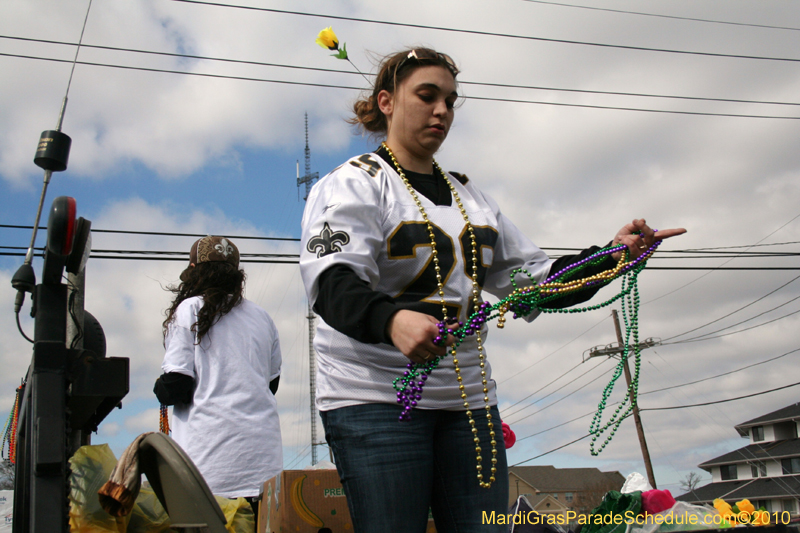 Krewe-of-Choctaw-2010-Mardi-Gras-Westbank-3146