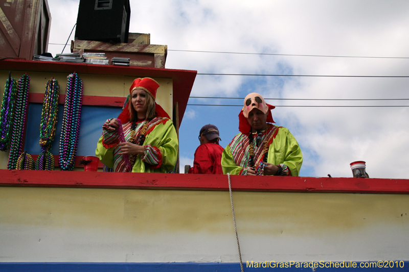 Krewe-of-Choctaw-2010-Mardi-Gras-Westbank-3152