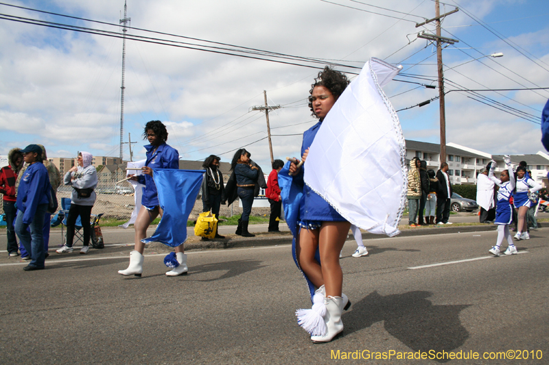 Krewe-of-Choctaw-2010-Mardi-Gras-Westbank-3161