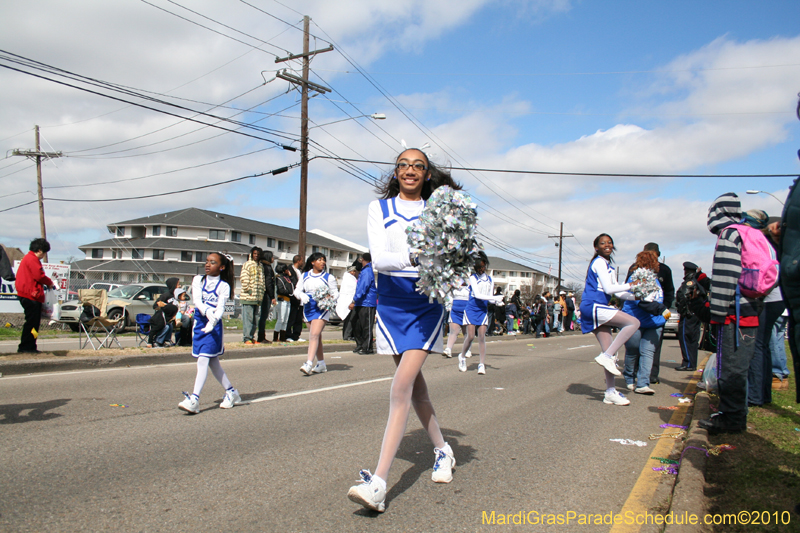 Krewe-of-Choctaw-2010-Mardi-Gras-Westbank-3162