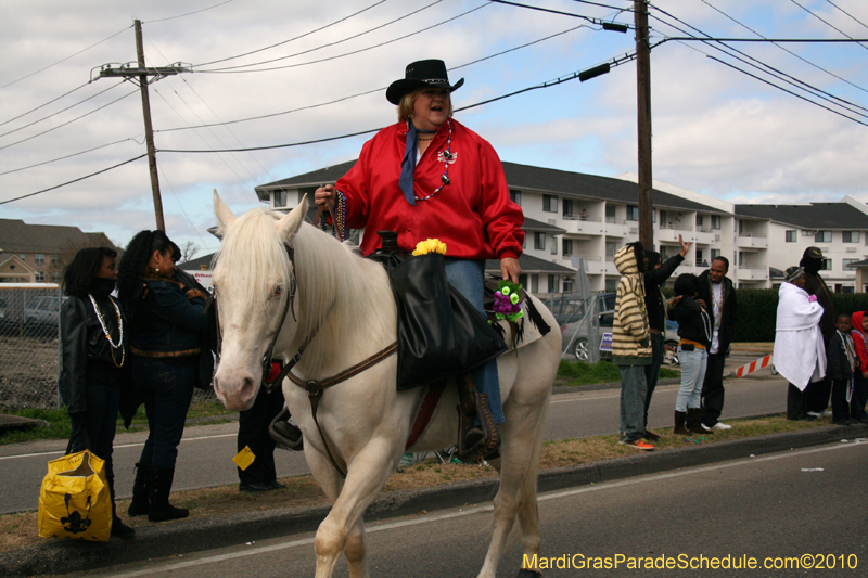 Krewe-of-Choctaw-2010-Mardi-Gras-Westbank-3169