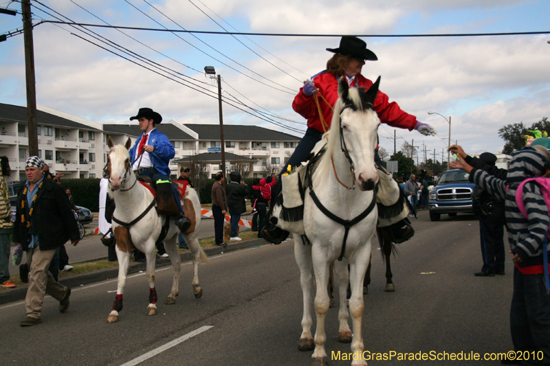 Krewe-of-Choctaw-2010-Mardi-Gras-Westbank-3170