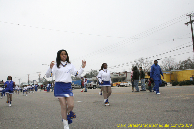 Krewe-of-Claude-Slidell-Mardi-Gras-2009-0161