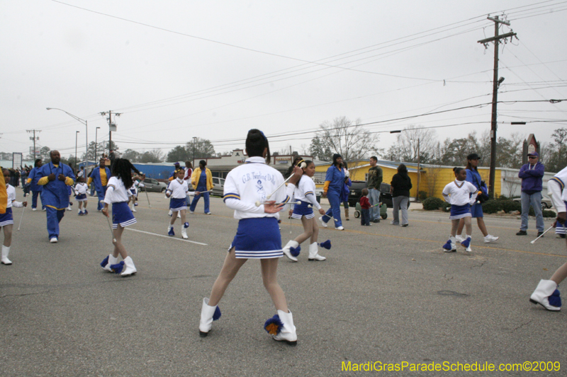 Krewe-of-Claude-Slidell-Mardi-Gras-2009-0164