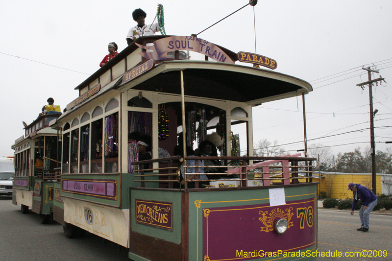 Krewe-of-Claude-Slidell-Mardi-Gras-2009-0165