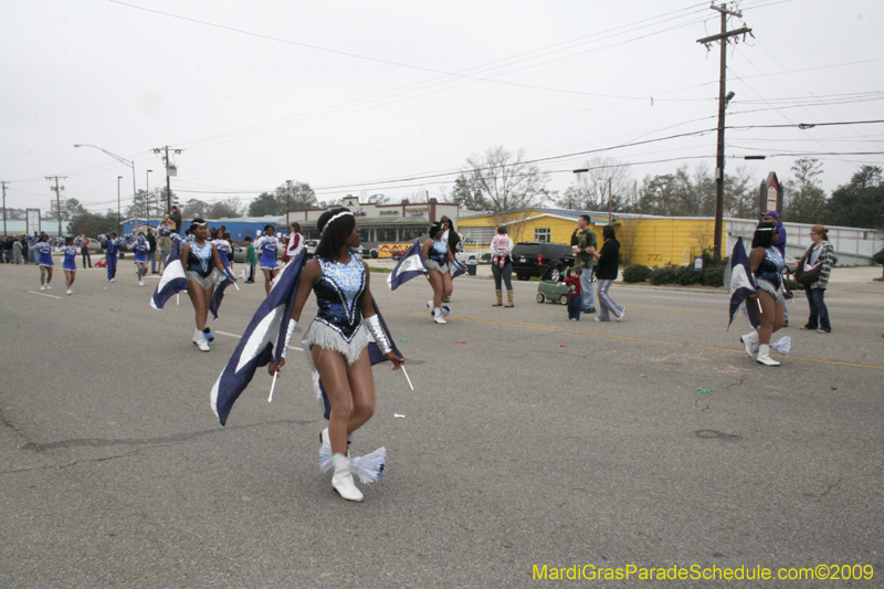 Krewe-of-Claude-Slidell-Mardi-Gras-2009-0184