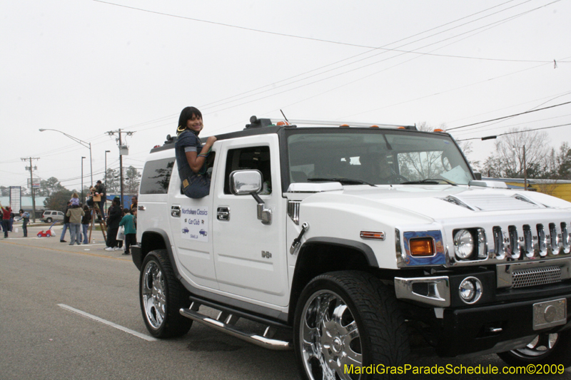 Krewe-of-Claude-Slidell-Mardi-Gras-2009-0202