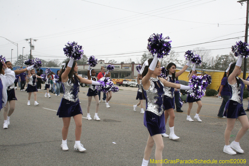 Krewe-of-Claude-Slidell-Mardi-Gras-2009-0205