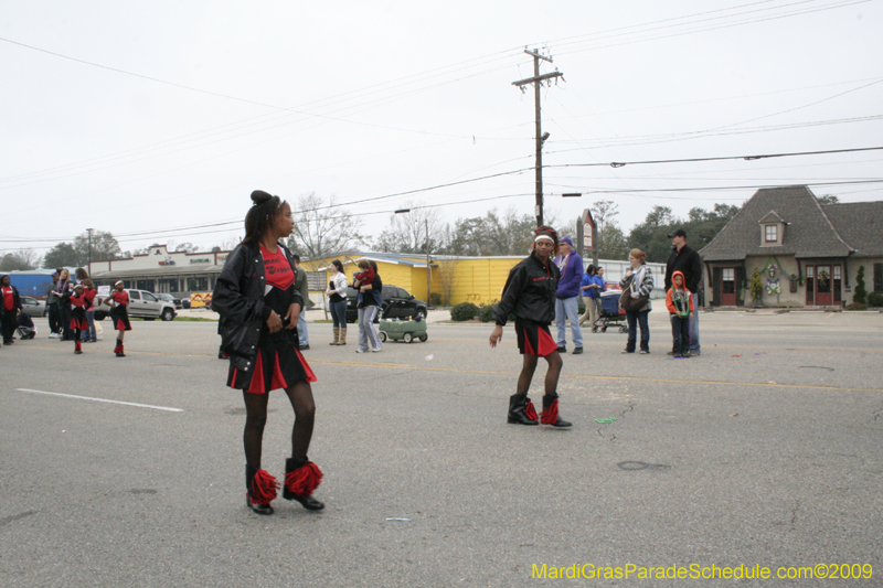 Krewe-of-Claude-Slidell-Mardi-Gras-2009-0230